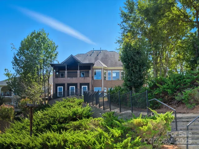 $1,775,000 | 524 River Lake Court, Fort Mill, SC 29708