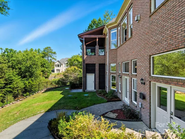 $1,775,000 | 524 River Lake Court, Fort Mill, SC 29708