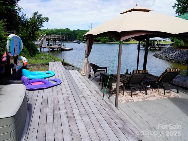 $1,775,000 | 524 River Lake Court, Fort Mill, SC 29708