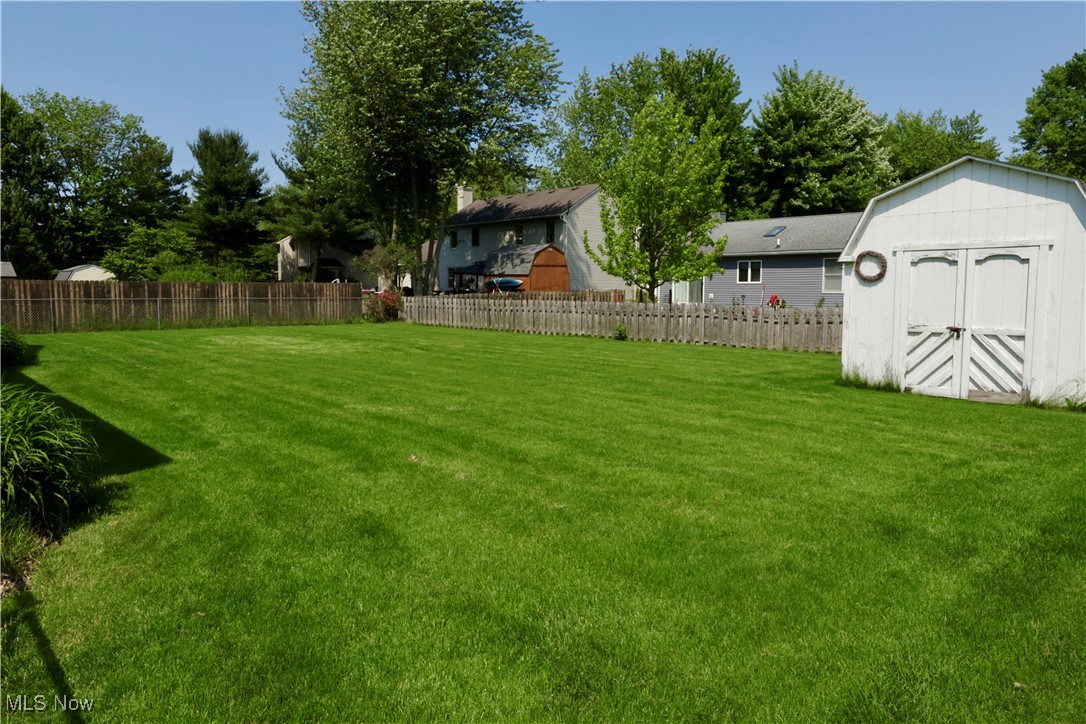 781 Harris Road Sheffield Lake, OH 44054 - Photo 6 of 31 Gallery Image 6