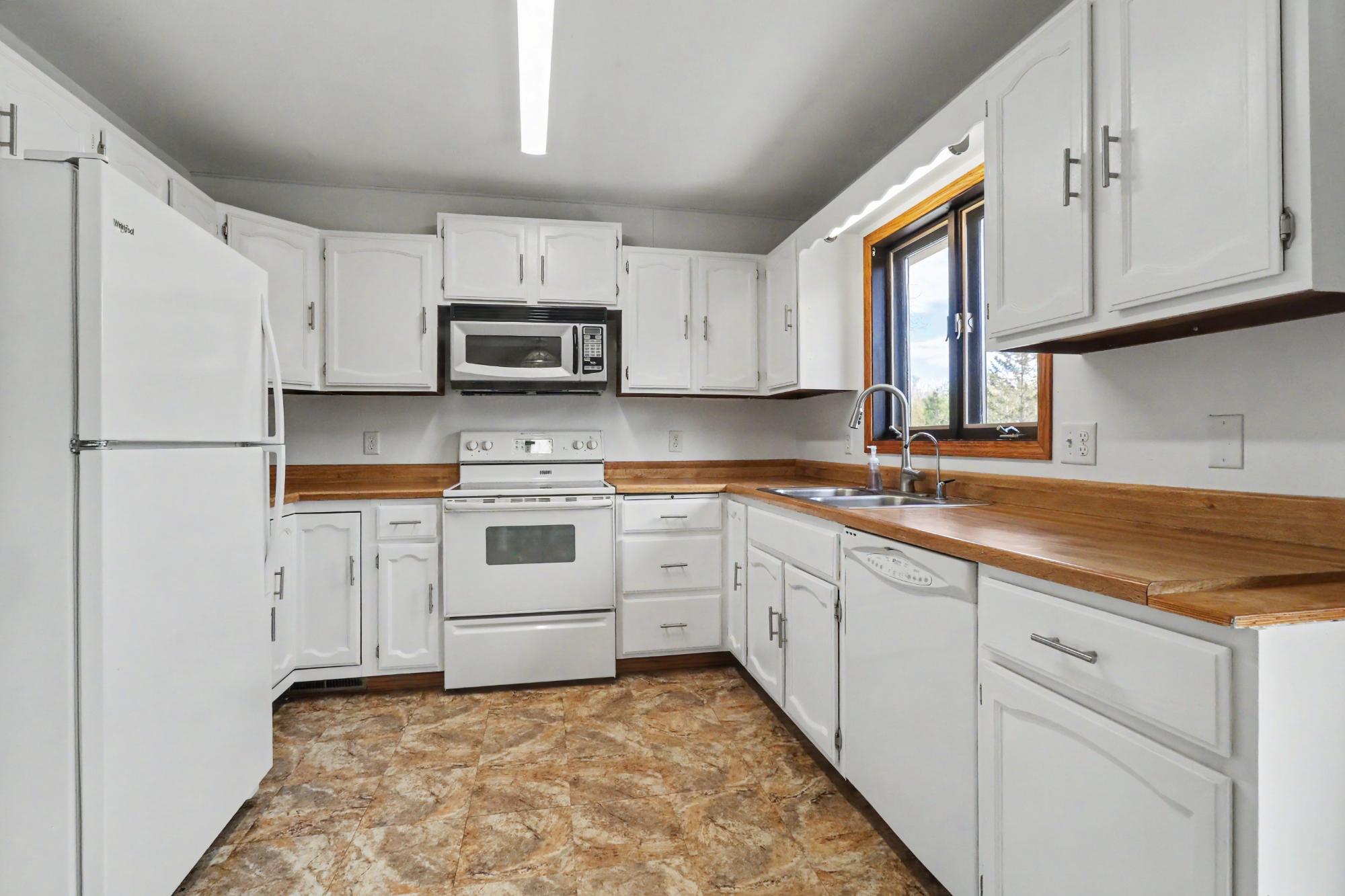 3949 Cth A Sugar Camp Rhinelander, WI 54501 - Photo 10 of 34 Gallery Image 10