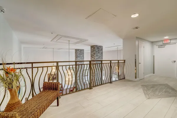 $269,000 | 1505 North Riverside Drive, Unit 507, Pompano Beach, FL 33062