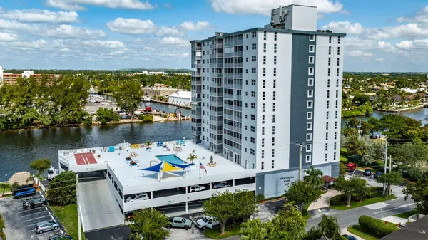 $269,000 | 1505 North Riverside Drive, Unit 507, Pompano Beach, FL 33062