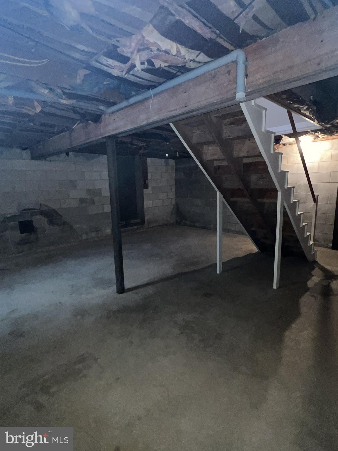 656 Snyder Avenue Beaver Springs, PA 17812 - Photo 29 of 39 a view of entryway