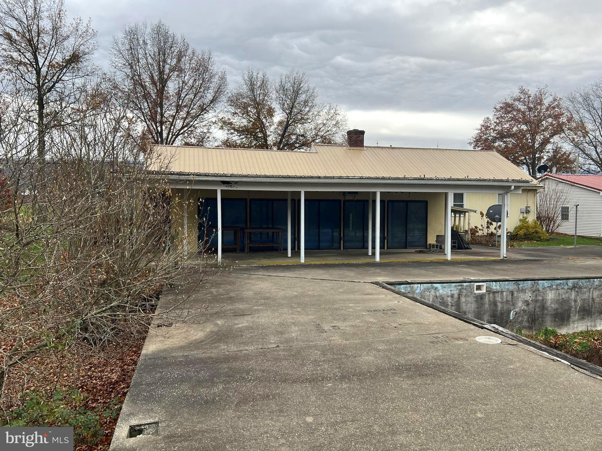656 Snyder Avenue Beaver Springs, PA 17812 - Photo 38 of 39 a front view of a house with garden