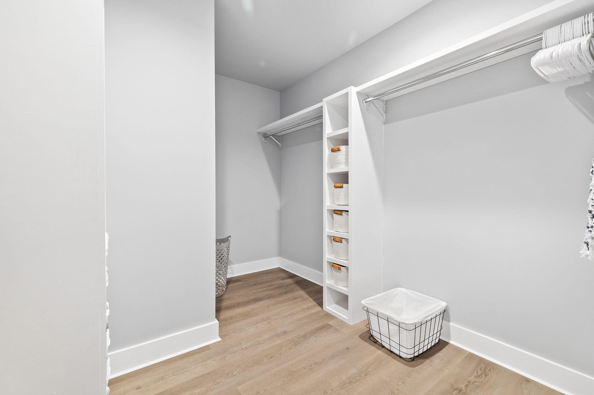 135 Redbud Ln Inlet Beach Inlet Beach, FL 32461 - Photo 28 of 66 Primary Closet