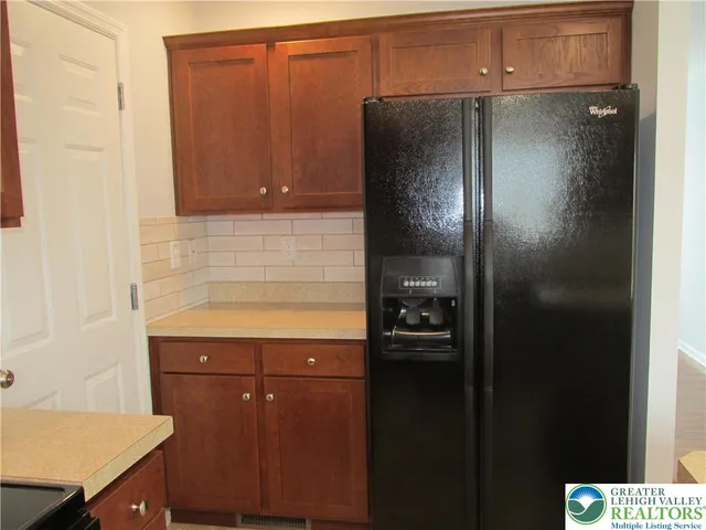 $275,000 | 3813 Belcourt Road, Easton, PA 18040