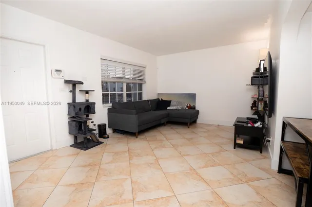 $2,600 | 111 Southwest 31st Court, Unit 1, Miami, FL 33135