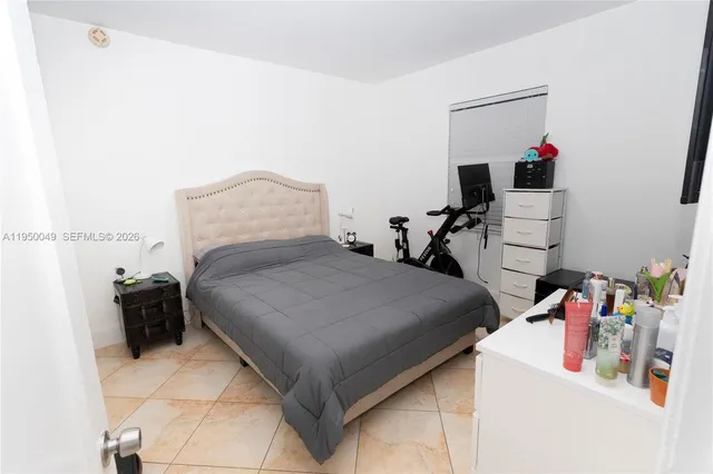 $2,600 | 111 Southwest 31st Court, Unit 1, Miami, FL 33135