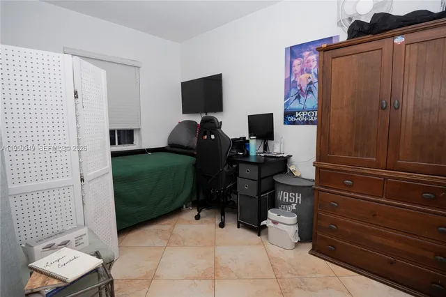 $2,600 | 111 Southwest 31st Court, Unit 1, Miami, FL 33135