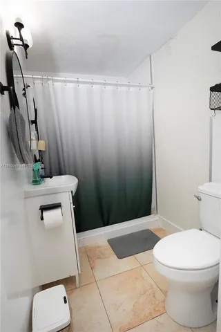 $2,600 | 111 Southwest 31st Court, Unit 1, Miami, FL 33135