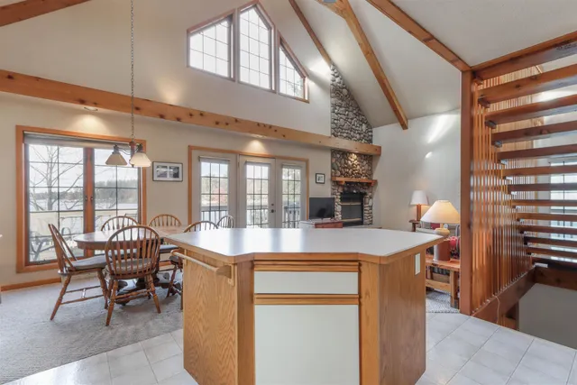 $1,490,000 | E1402 Grandview Road, Waupaca, WI 54981