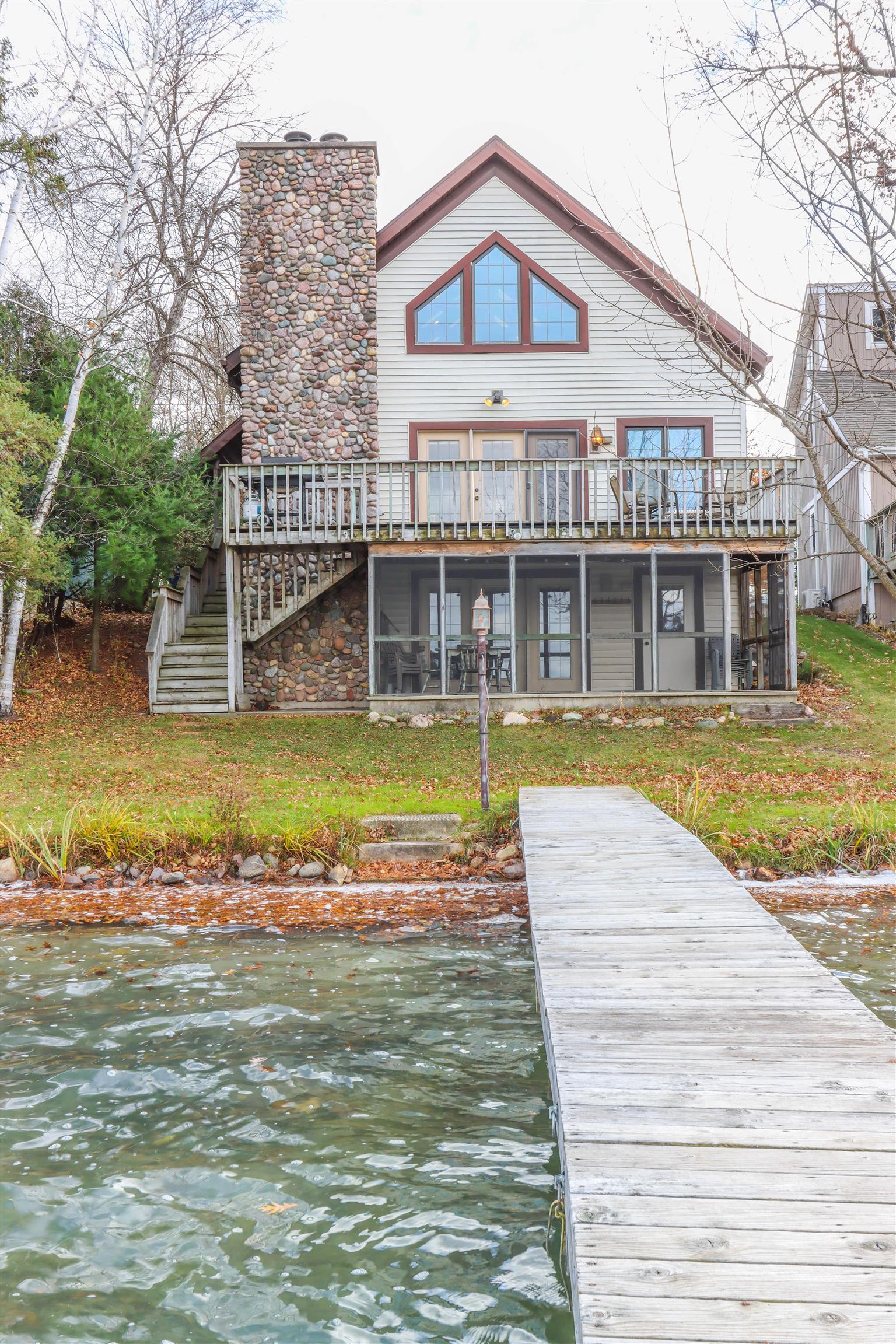 E1402 Grandview Road Waupaca, WI 54981 - Photo 41 of 47