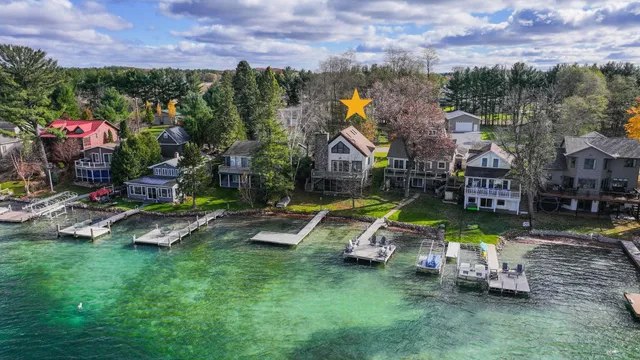 $1,490,000 | E1402 Grandview Road, Waupaca, WI 54981