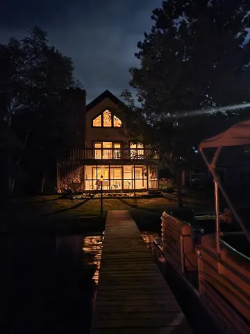 $1,490,000 | E1402 Grandview Road, Waupaca, WI 54981