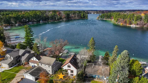 $1,490,000 | E1402 Grandview Road, Waupaca, WI 54981