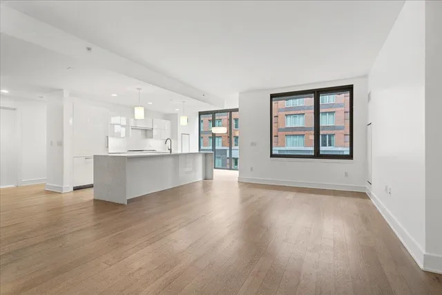 $1,275,000 | 9 Ave At Port Imperial, Unit 504, West New York, NJ 07093