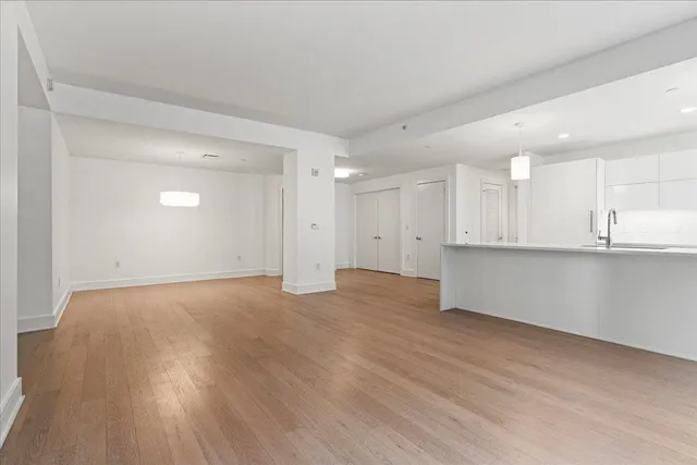 $1,275,000 | 9 Ave At Port Imperial, Unit 504, West New York, NJ 07093