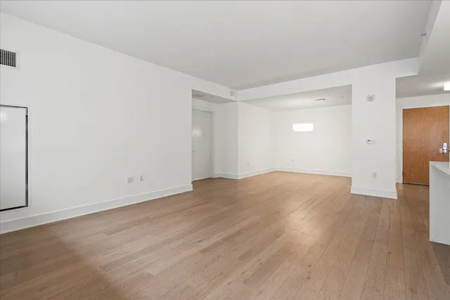 $1,275,000 | 9 Ave At Port Imperial, Unit 504, West New York, NJ 07093