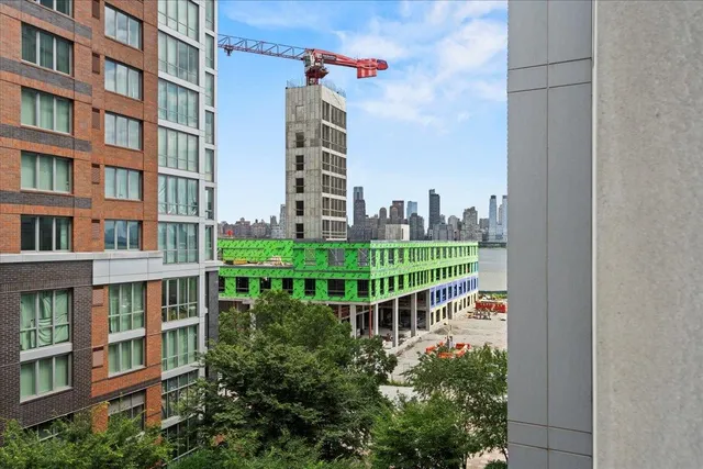 $1,275,000 | 9 Ave At Port Imperial, Unit 504, West New York, NJ 07093