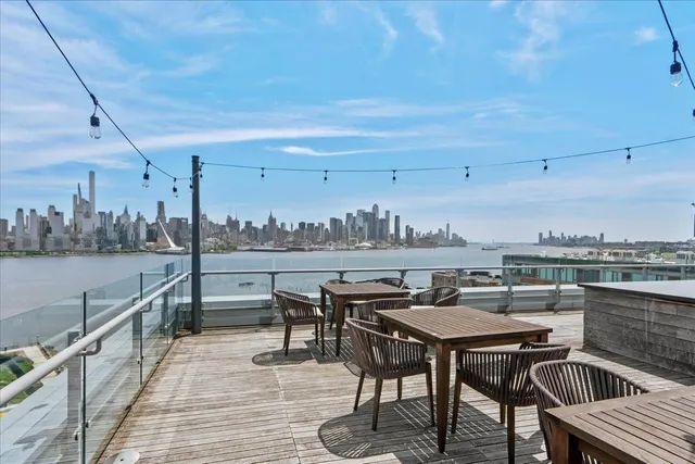 $1,275,000 | 9 Ave At Port Imperial, Unit 504, West New York, NJ 07093