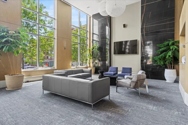 $1,275,000 | 9 Ave At Port Imperial, Unit 504, West New York, NJ 07093