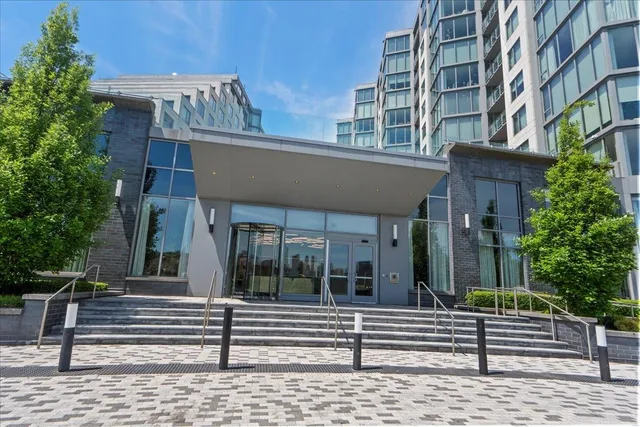 $1,275,000 | 9 Ave At Port Imperial, Unit 504, West New York, NJ 07093