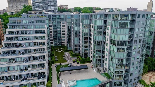 $1,275,000 | 9 Ave At Port Imperial, Unit 504, West New York, NJ 07093