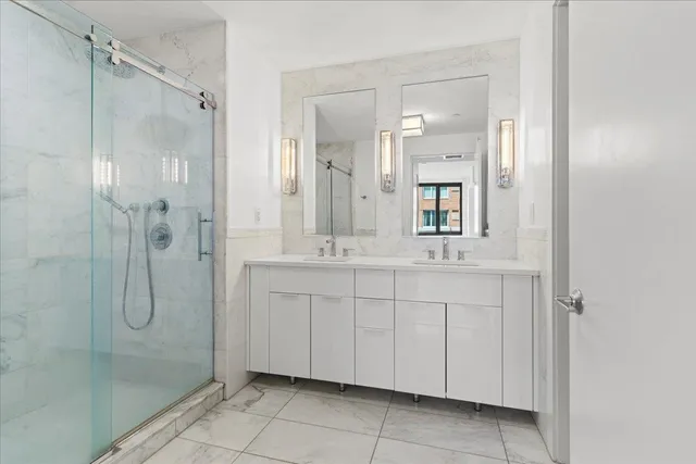 $1,275,000 | 9 Ave At Port Imperial, Unit 504, West New York, NJ 07093