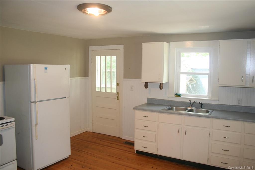 140 Curtis Parker Road Alexander, NC 28701 - Photo 6 of 23 Gallery Image 6