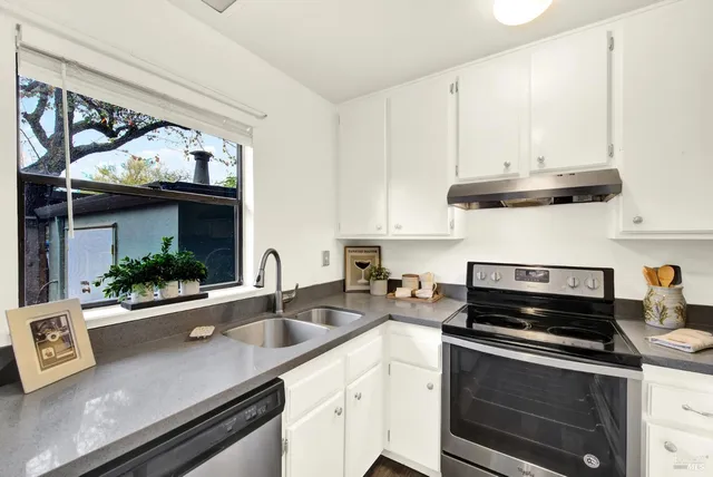 $568,000 | 3495 Valle Verde Drive, Napa, CA 94558