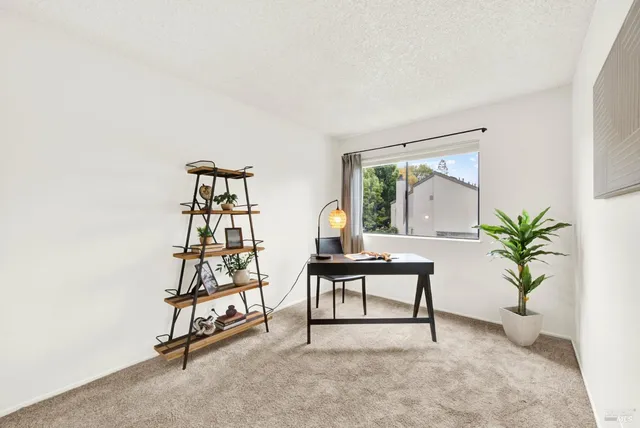 $568,000 | 3495 Valle Verde Drive, Napa, CA 94558