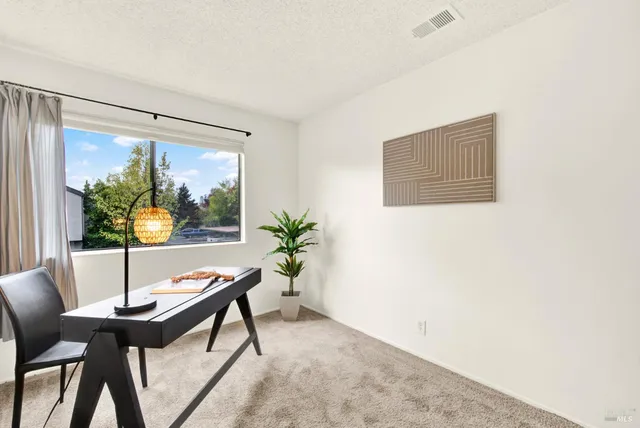 $568,000 | 3495 Valle Verde Drive, Napa, CA 94558