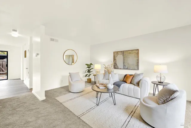 $568,000 | 3495 Valle Verde Drive, Napa, CA 94558