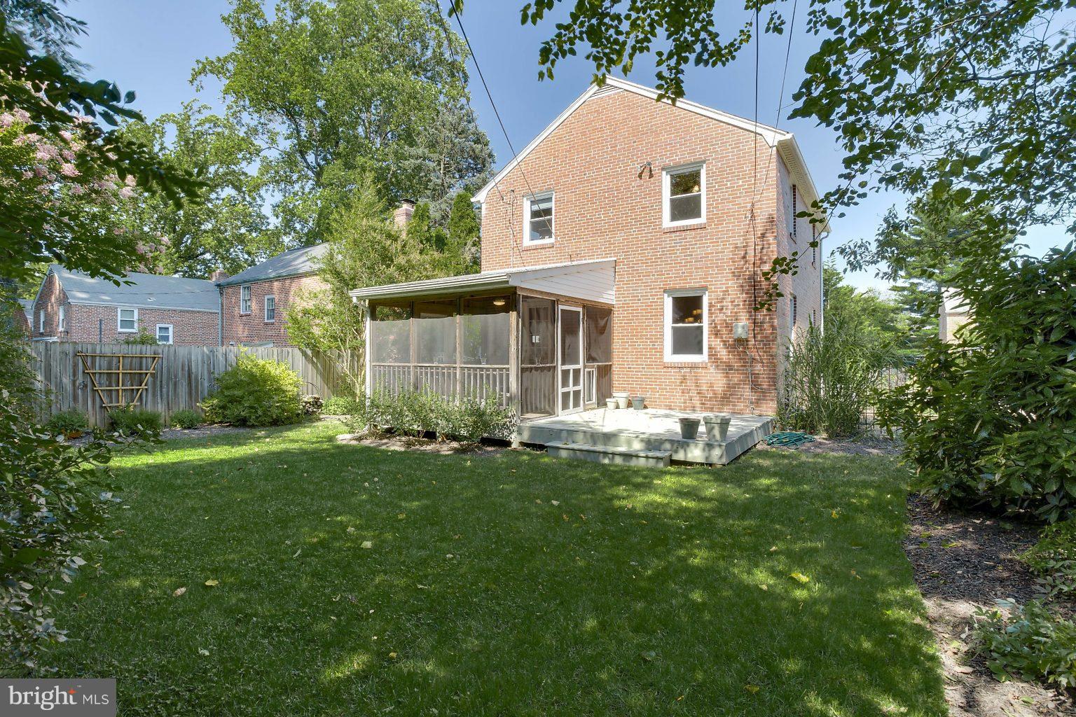22 Dunmore Road Baltimore, MD 21228 - Photo 29 of 30 Fully Fenced Yard