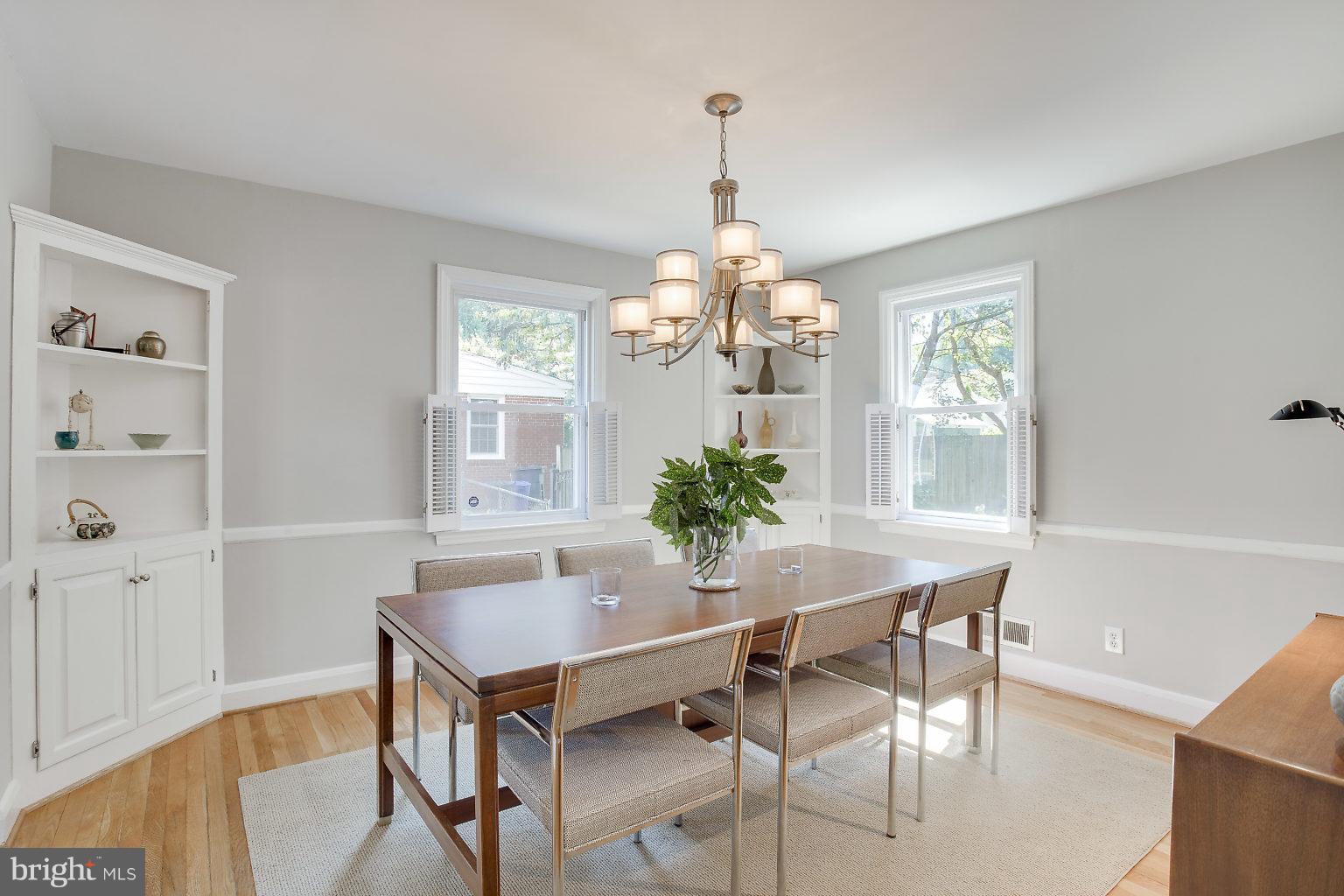 22 Dunmore Road Baltimore, MD 21228 - Photo 8 of 30 Dining Room