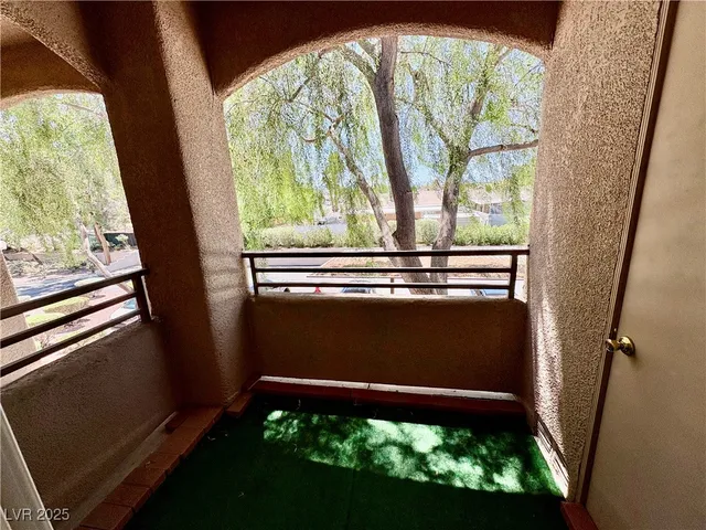 $149,800 | 5751 East Hacienda Avenue, Unit 226, Las Vegas, NV 89122