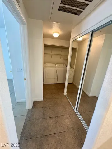 $149,800 | 5751 East Hacienda Avenue, Unit 226, Las Vegas, NV 89122