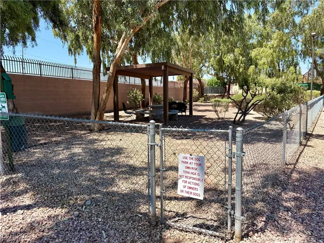 $149,800 | 5751 East Hacienda Avenue, Unit 226, Las Vegas, NV 89122