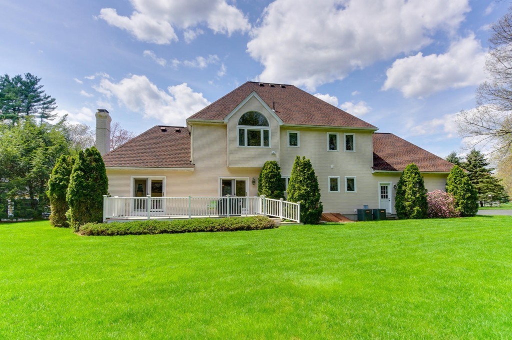 110 Hudson Road Stow, MA 01775 - Photo 2 of 29