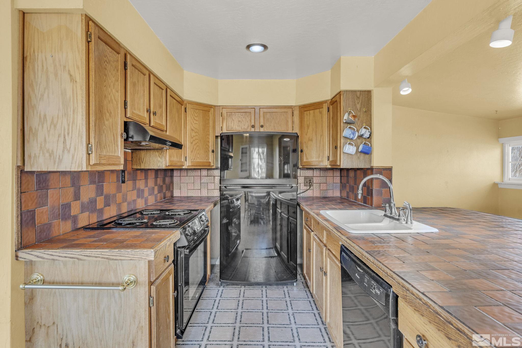 160 Hudson-Aurora Smith, NV 89430 - Photo 17 of 34 Photo 17