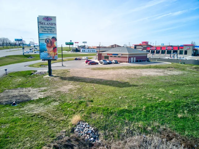 $159,000 | 1464 West Lincoln Avenue, Fergus Falls, MN 56537