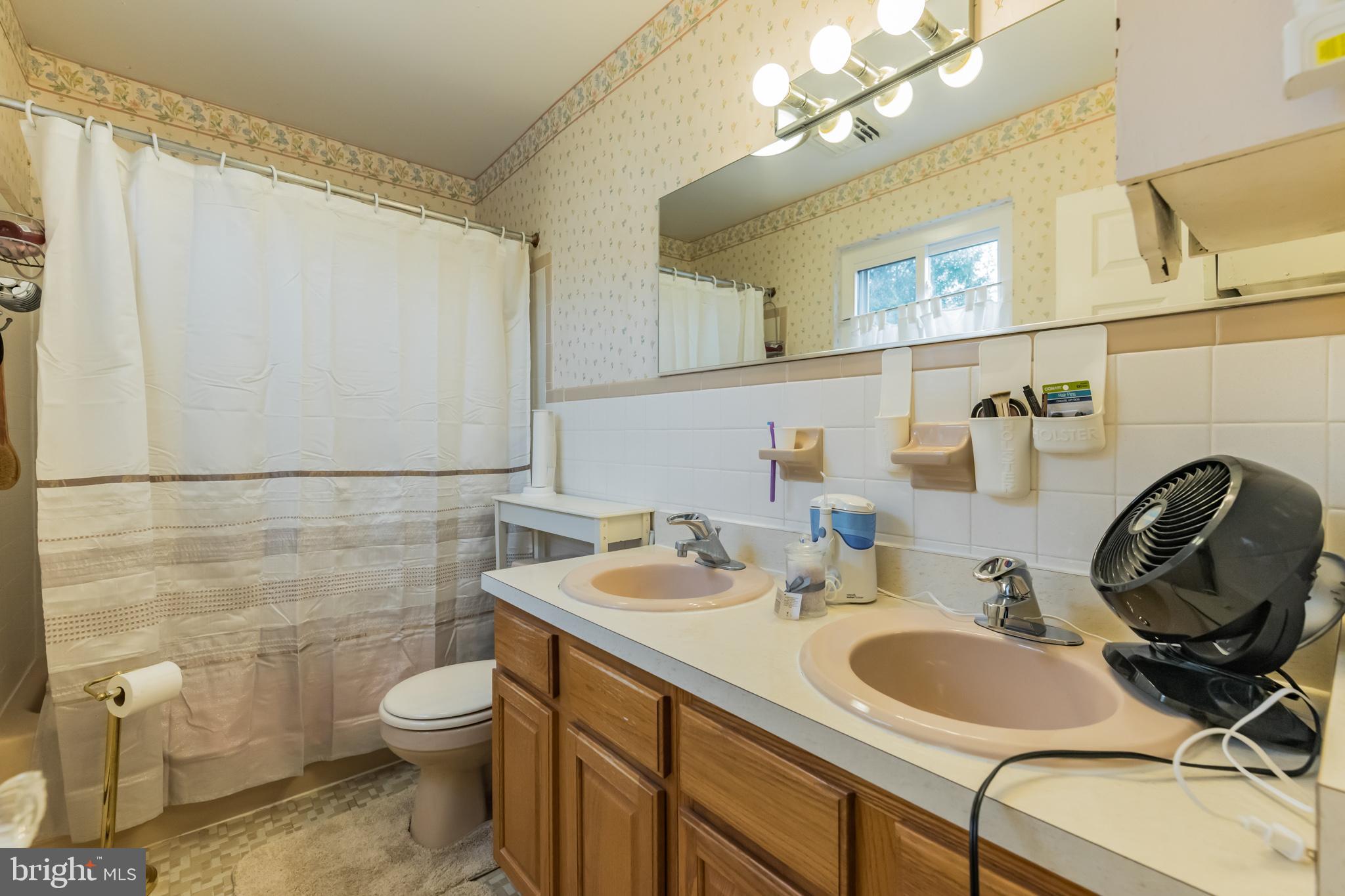 1119 Bon Air Road Havertown, PA 19083 - Photo 25 of 29