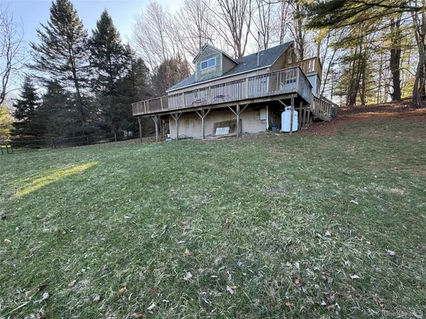 $475,000 | 12 Old Turnpike Road, Woodridge, NY 12789