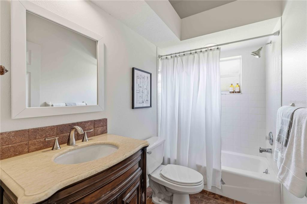 4742 Old Farm Road Sarasota, FL 34233 - Photo 29 of 49 Gallery Image 29