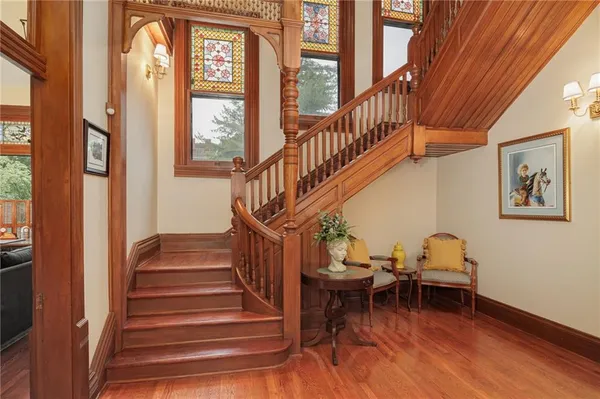 $580,000 | 1328 Francis Street, St. Joseph, MO 64501