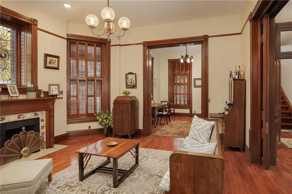$580,000 | 1328 Francis Street, St. Joseph, MO 64501
