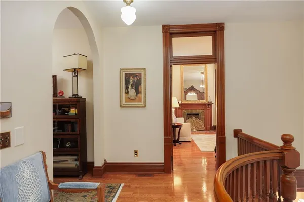 $580,000 | 1328 Francis Street, St. Joseph, MO 64501