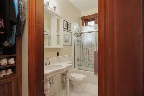 $580,000 | 1328 Francis Street, St. Joseph, MO 64501
