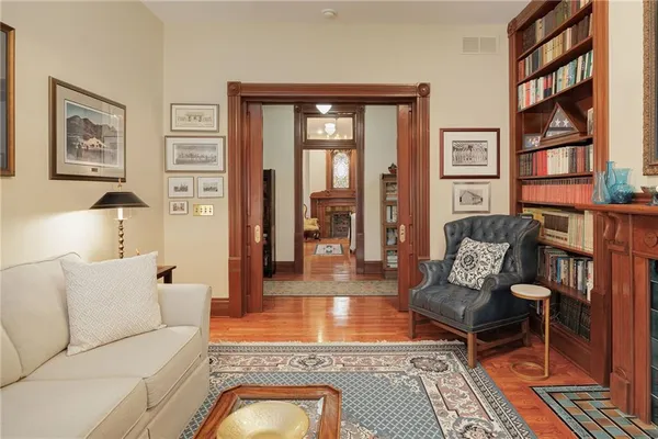 $580,000 | 1328 Francis Street, St. Joseph, MO 64501